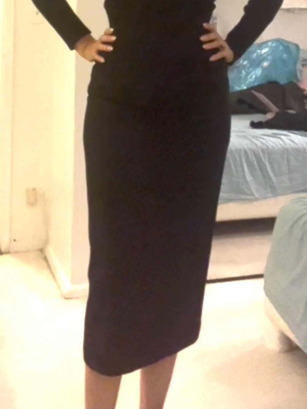 Kasper Black pencil midi skirt size 4